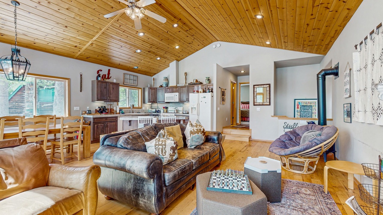 Photo of Livingroom in Soda Springs