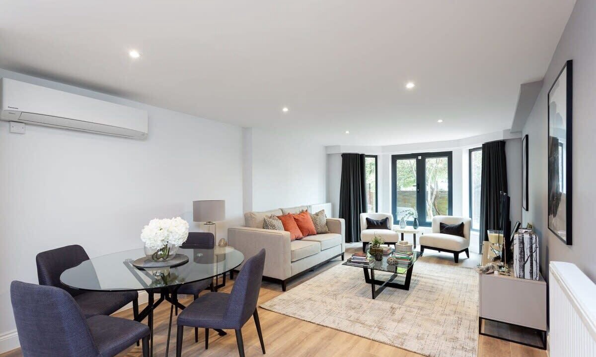 Photo of Livingroom in Kensington