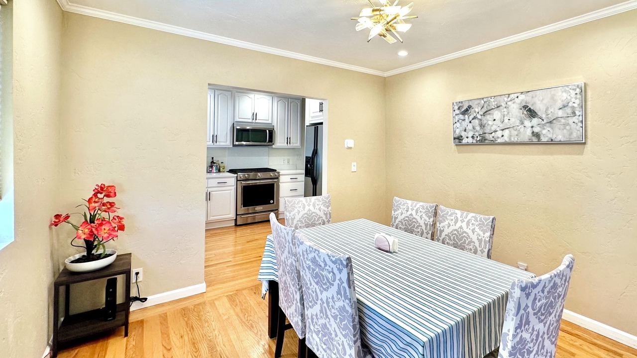 Photo of Livingroom in San Bruno