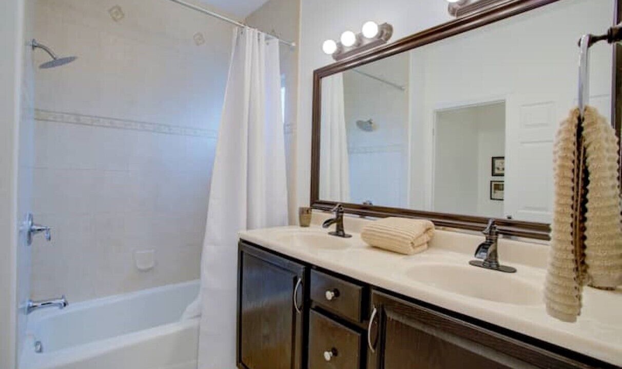 Photo of Bathroom in Hawthorne