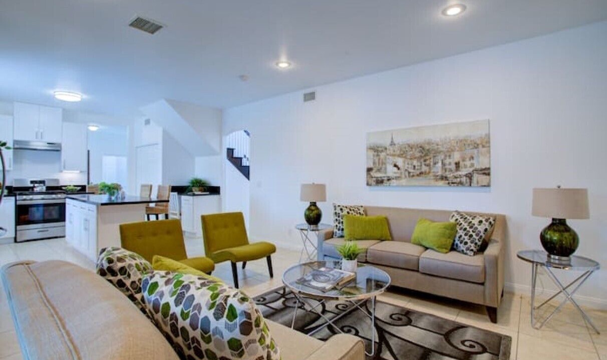 Photo of Livingroom in Hawthorne