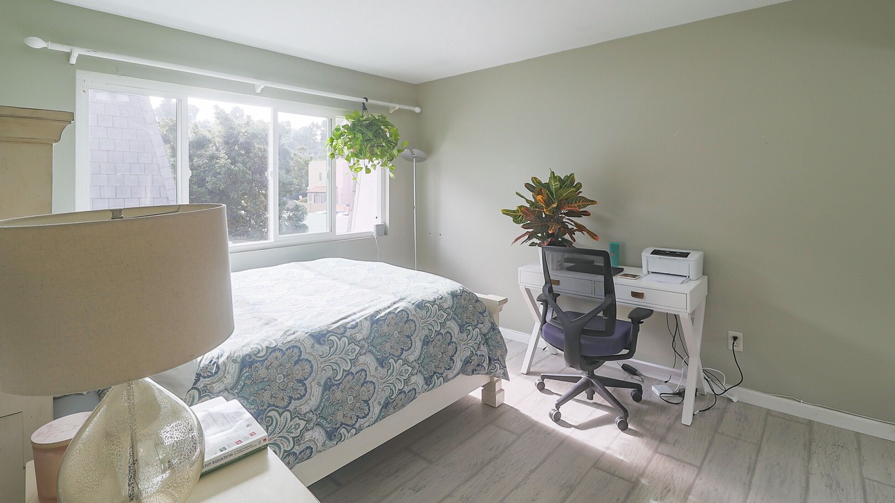 Photo of Bedroom in Solana Beach
