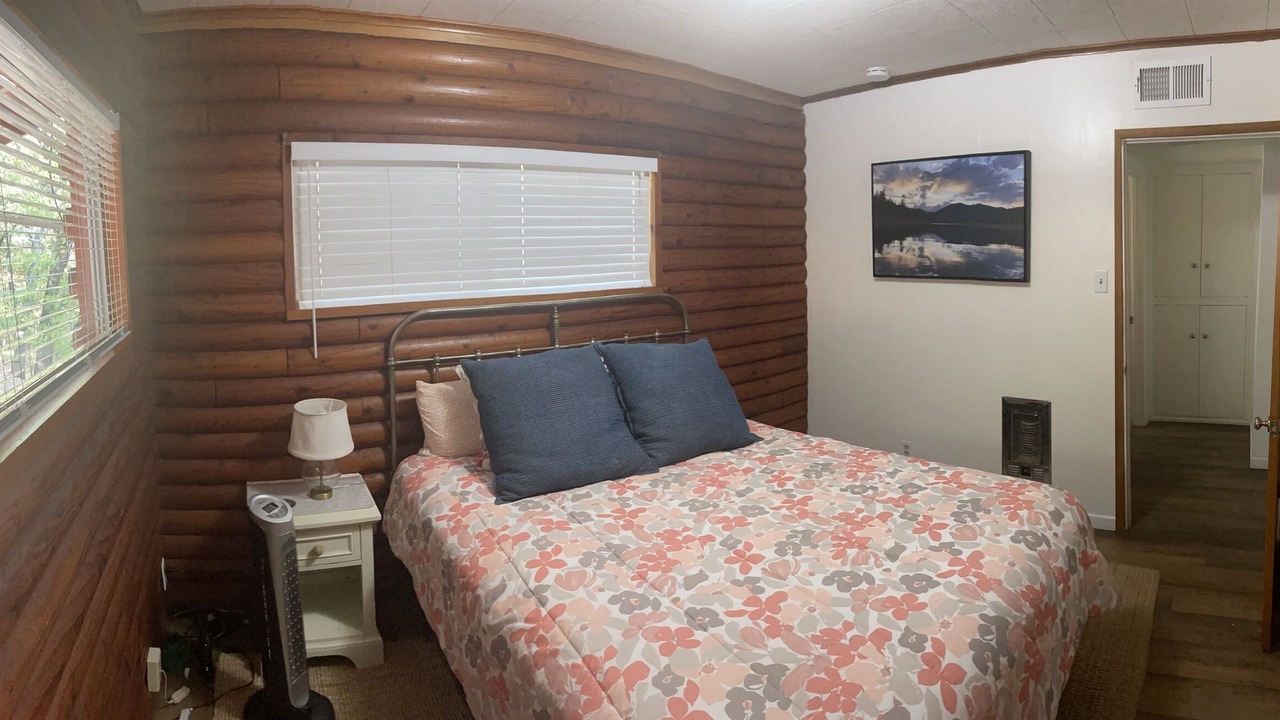 Photo of Bedroom in Lakehead