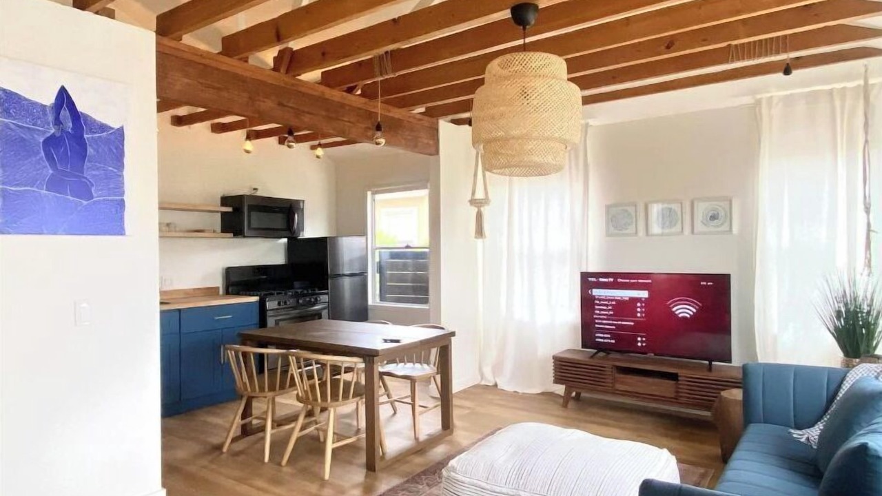 Photo of Livingroom in Los Angeles