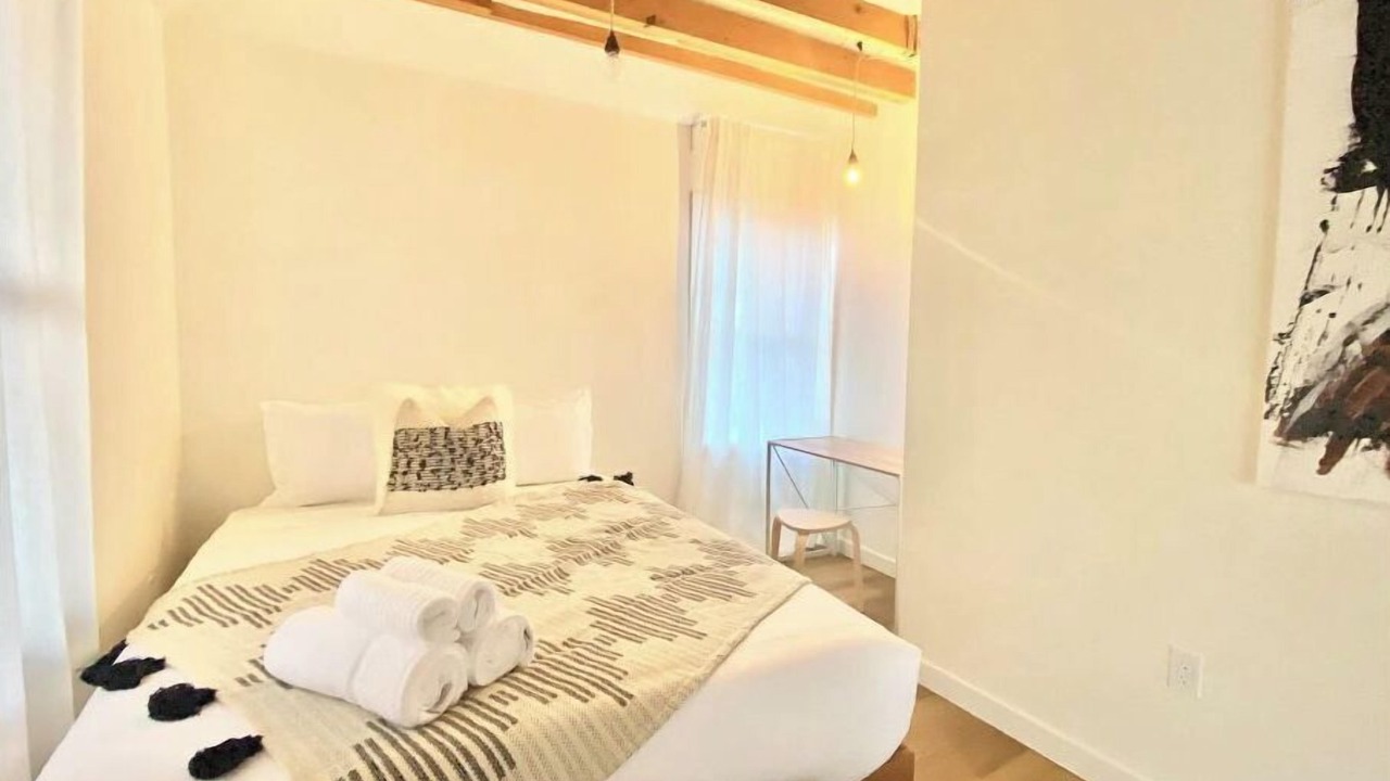 Photo of Bedroom in Los Angeles