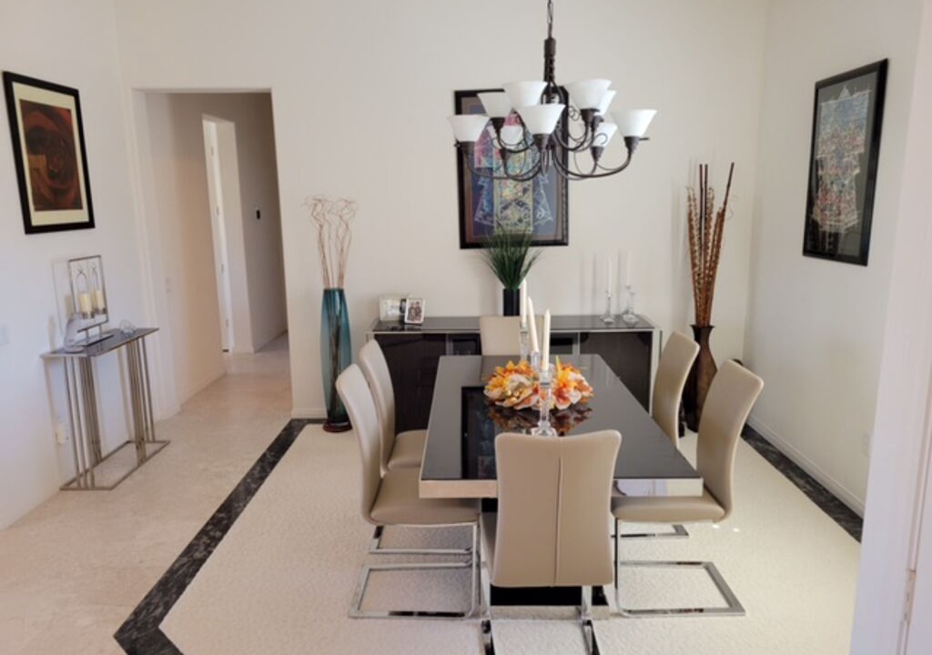 Photo of Livingroom in Desert Palms