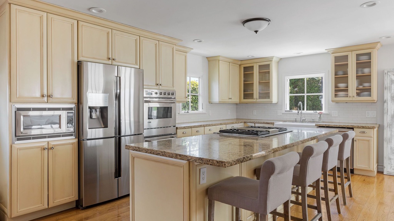 Photo of Kitchen in Tree Section
