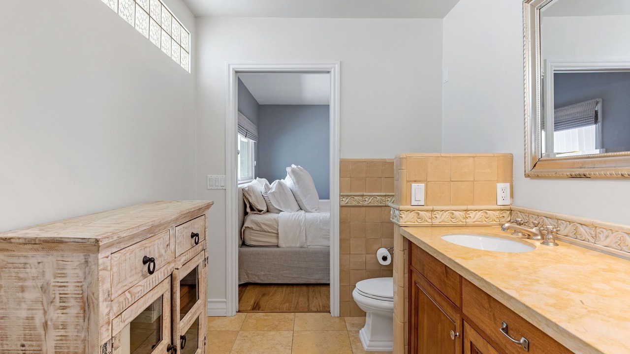 Photo of Bathroom in Tree Section