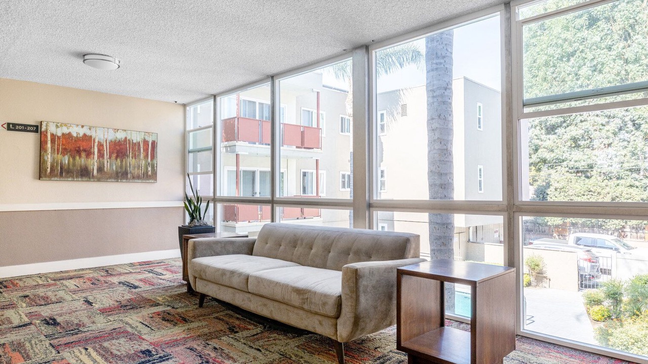 Photo of Livingroom in Sherman Oaks