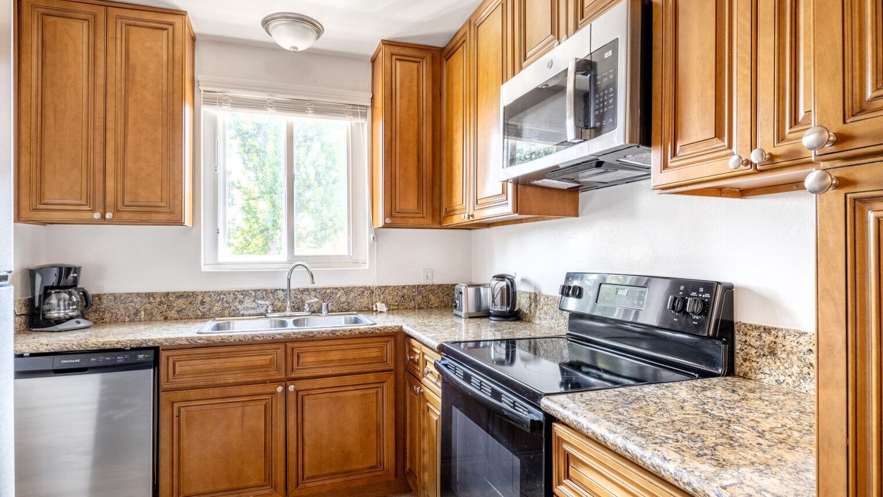 Photo of Kitchen in Sherman Oaks