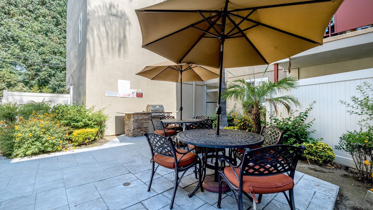 Photo of Outdoor in Sherman Oaks