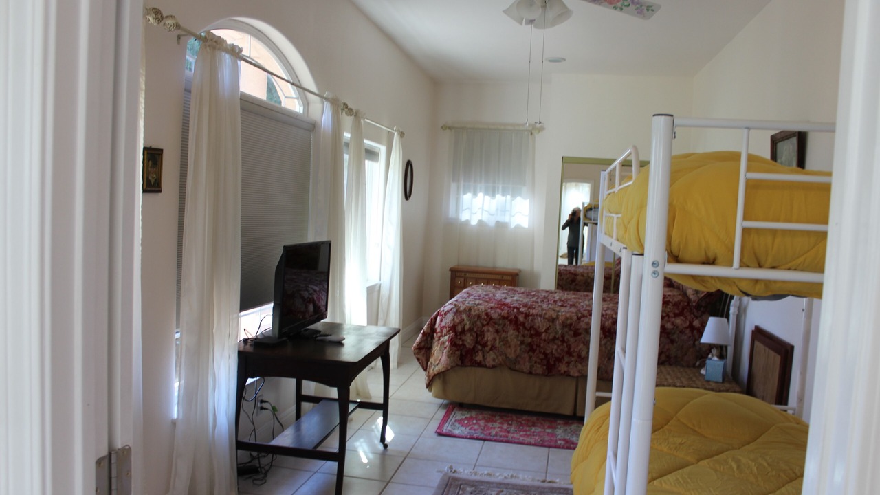 Photo of Bedroom in Willits