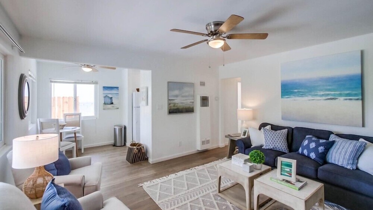 Photo of Livingroom in South Mission Beach