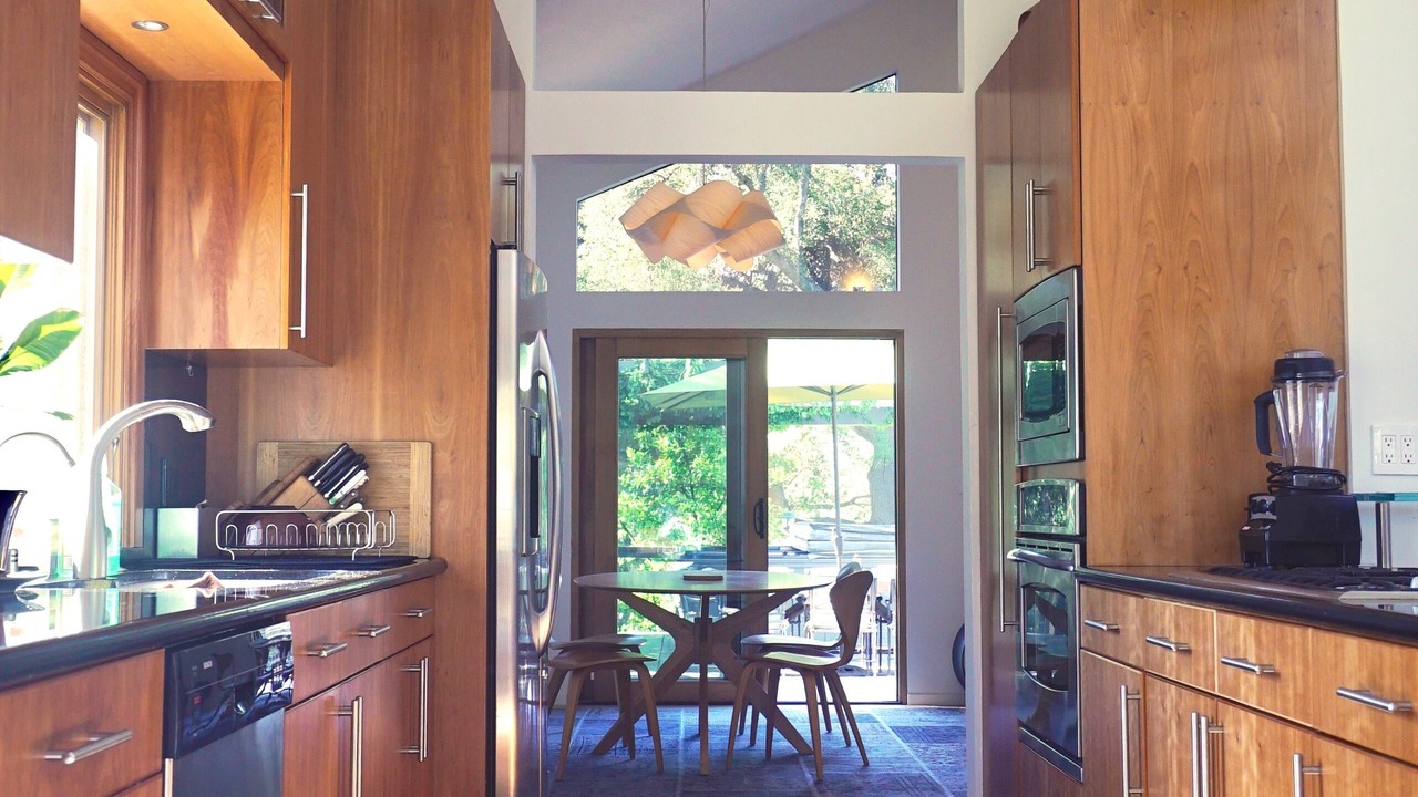 Photo of Kitchen in Meiners Oaks
