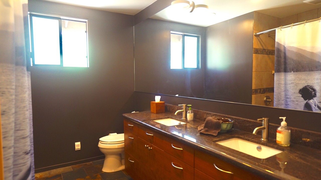 Photo of Bathroom in Meiners Oaks