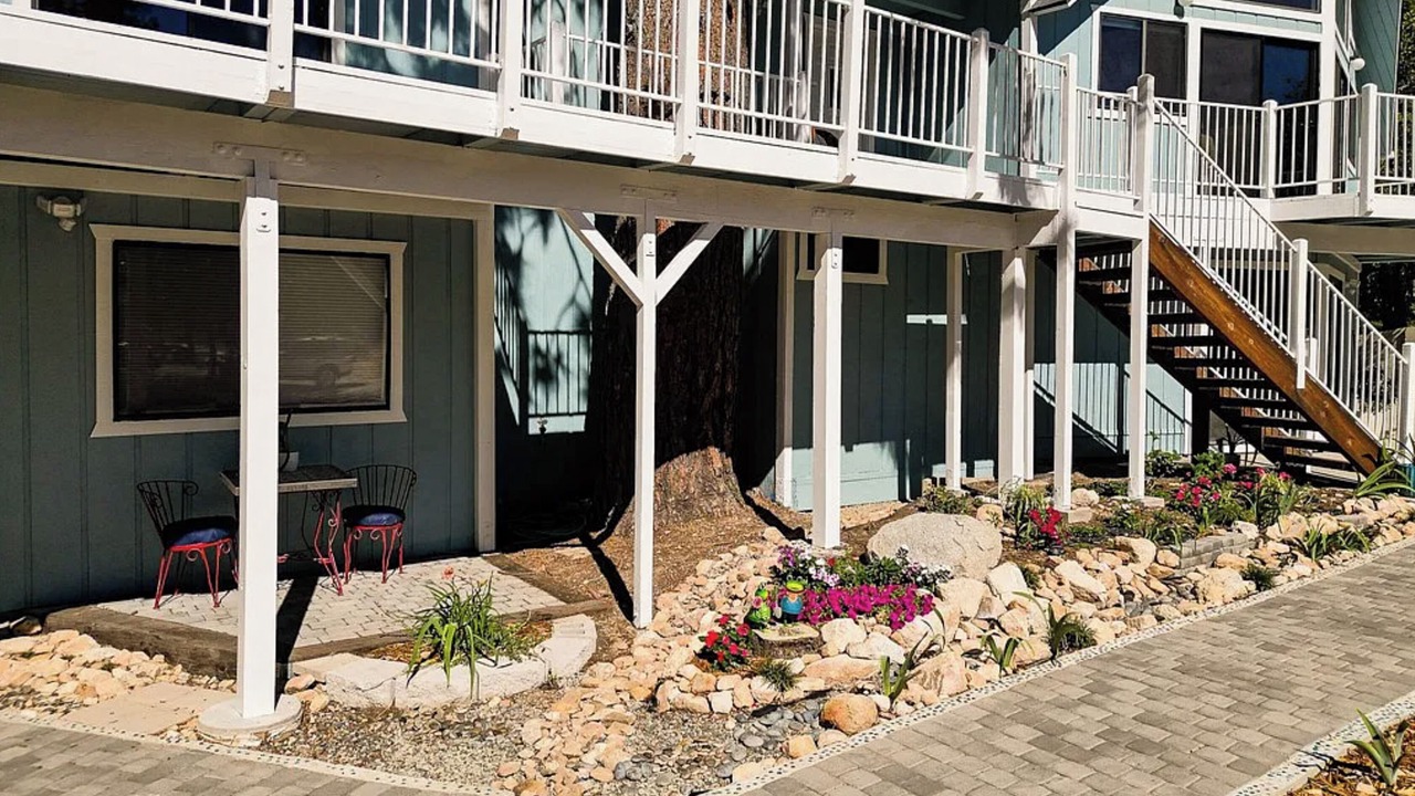Photo of Patio Balcony in Lake Arrowhead