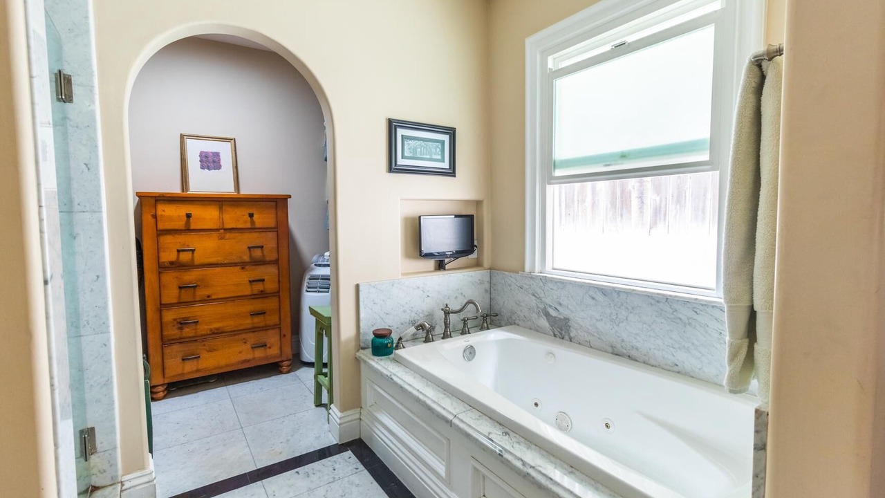 Photo of Bathroom in Mar Vista