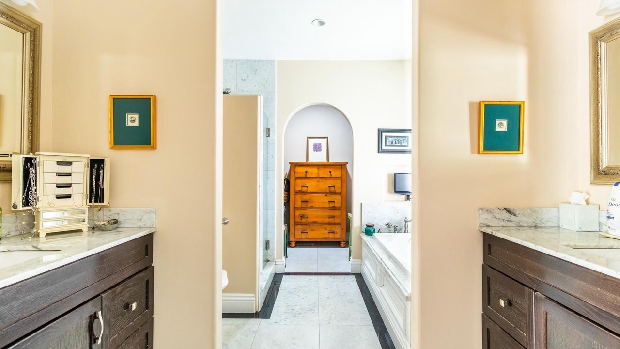 Photo of Bathroom in Mar Vista