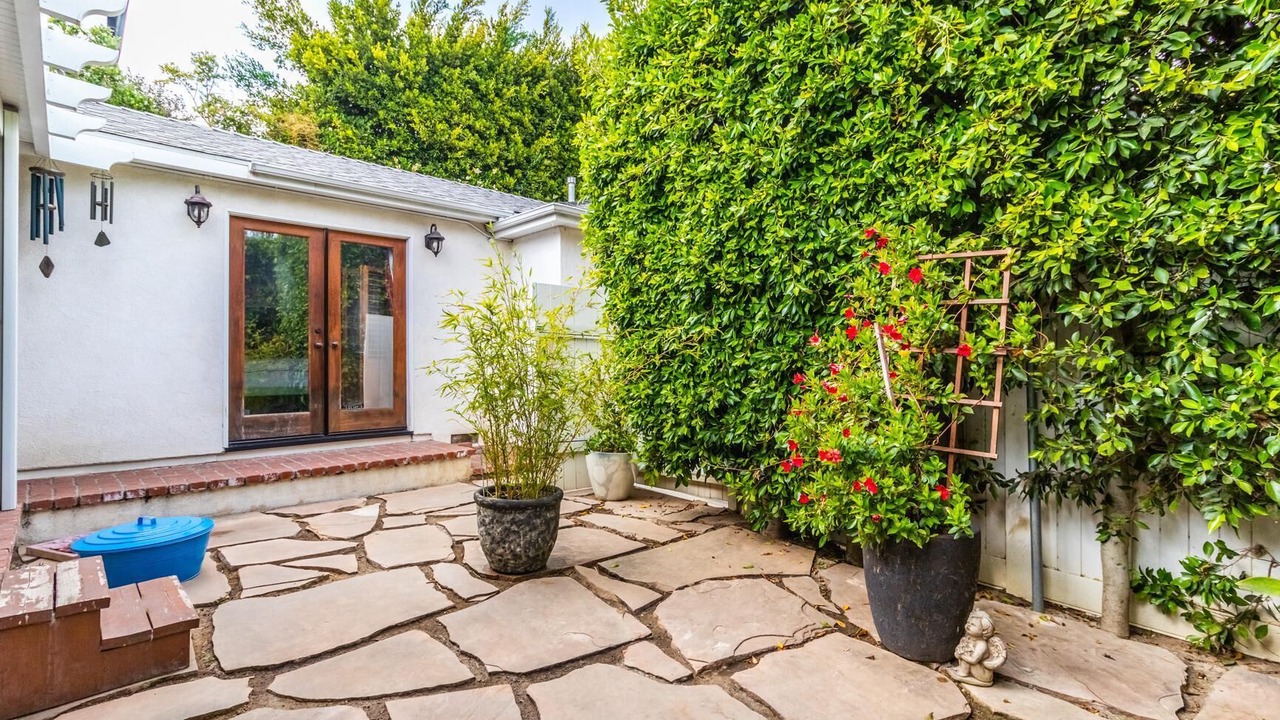 Photo of Patio Balcony in Mar Vista