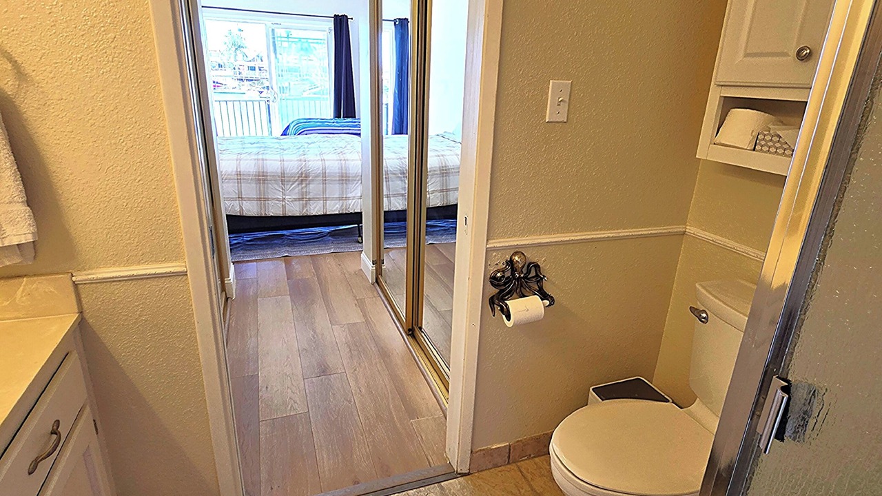 Photo of Bathroom in Discovery Bay