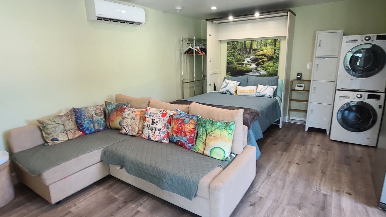 Photo of Bedroom in North Hollywood