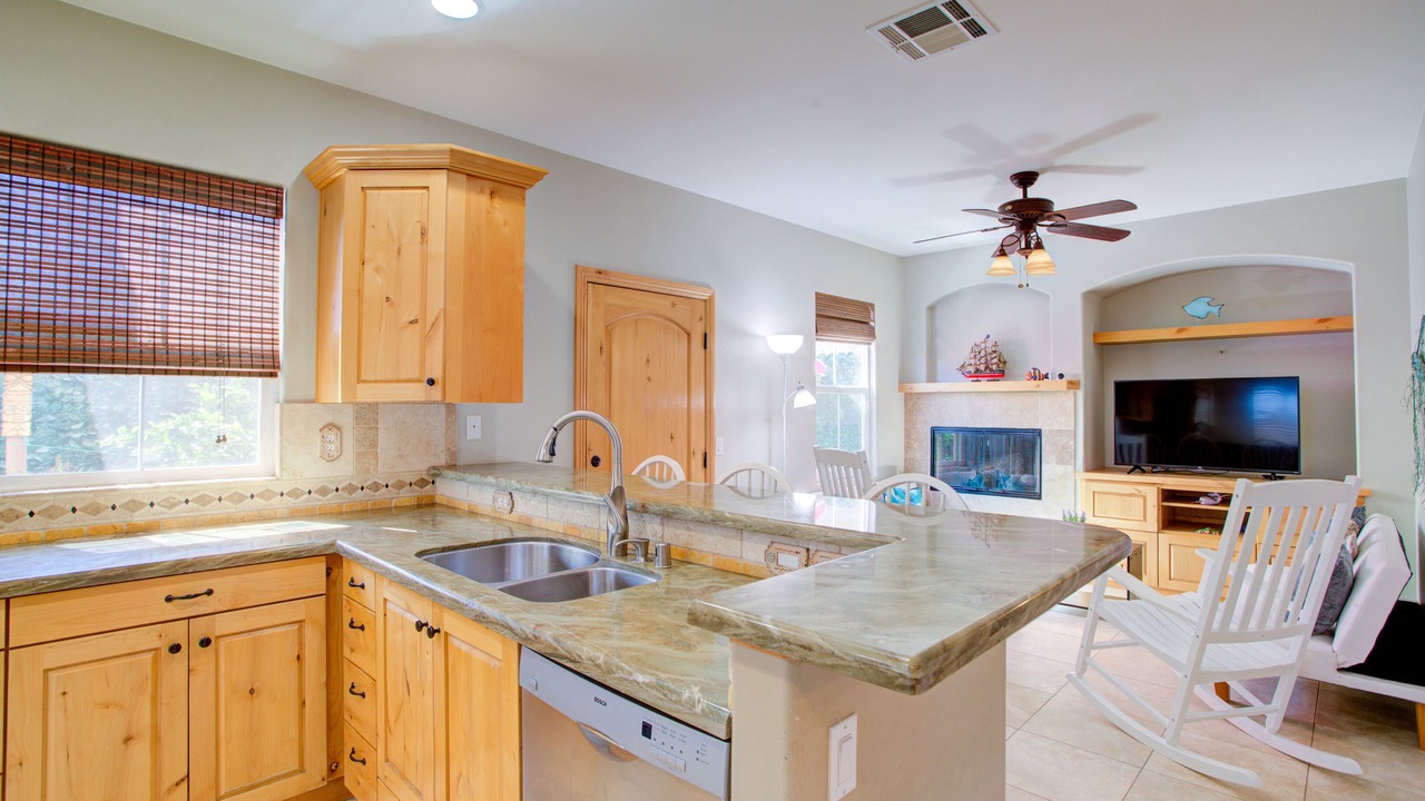 Photo of Kitchen in Lake Elsinore