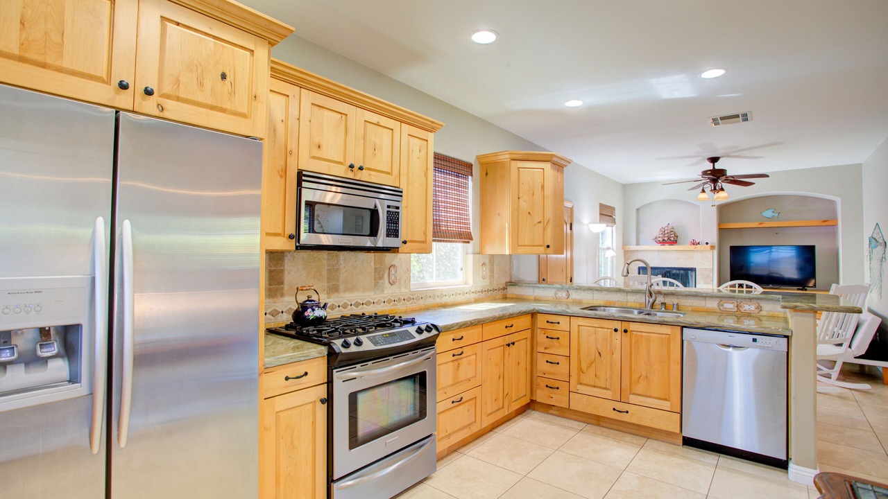 Photo of Kitchen in Lake Elsinore