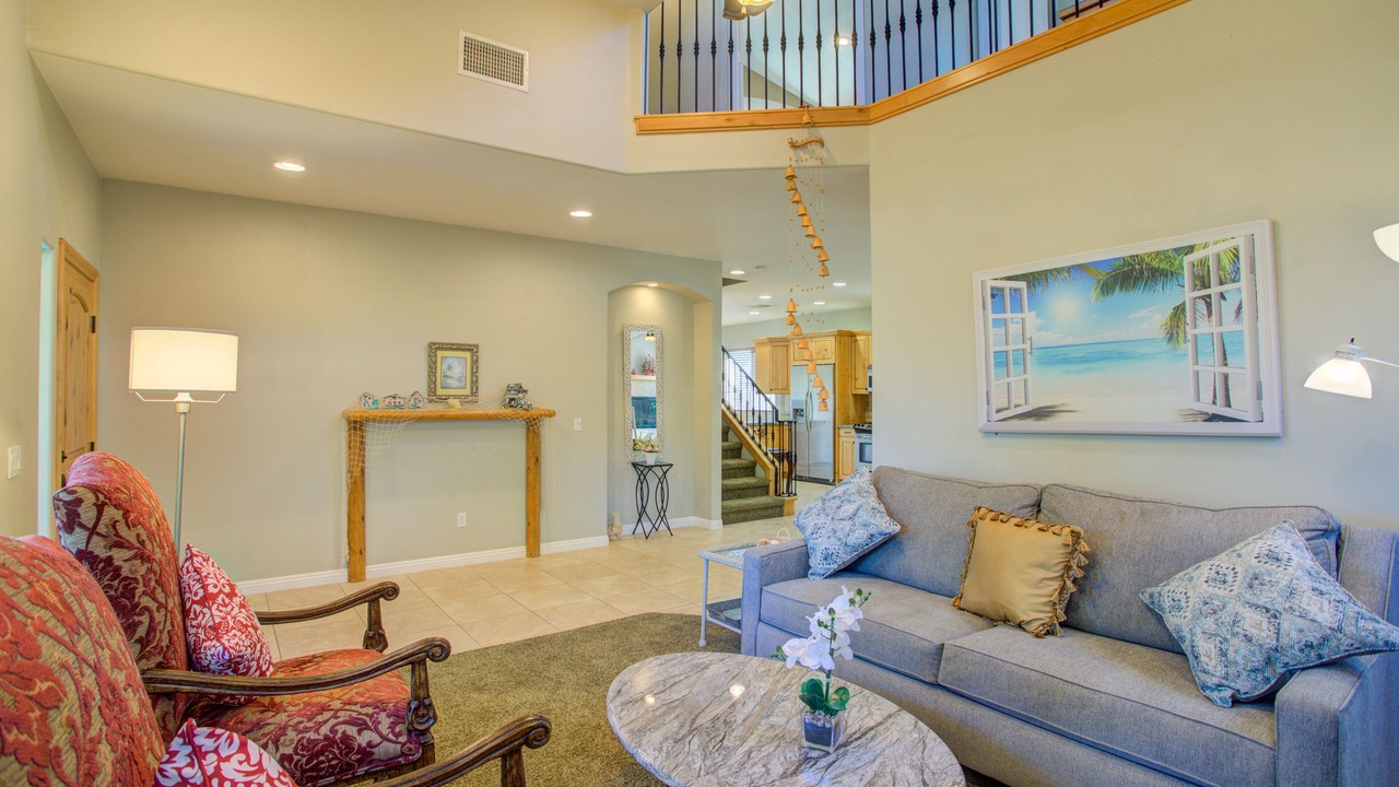 Photo of Livingroom in Lake Elsinore