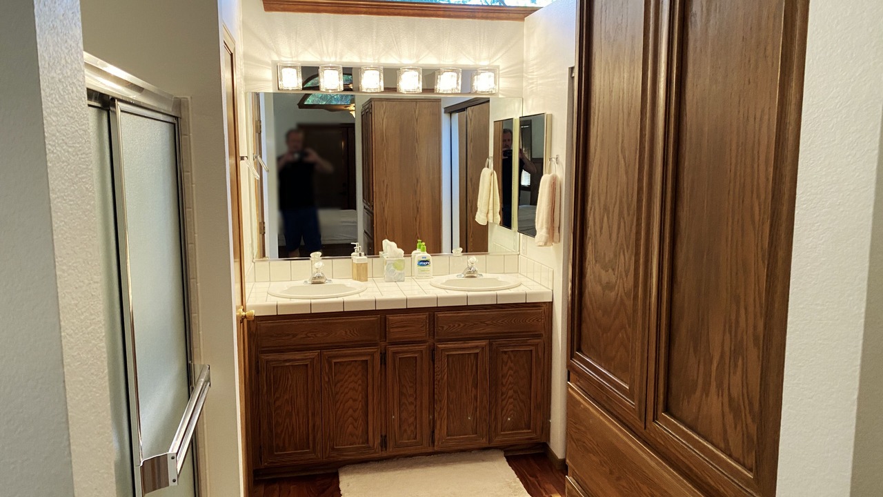 Photo of Bathroom in Cedar Glen