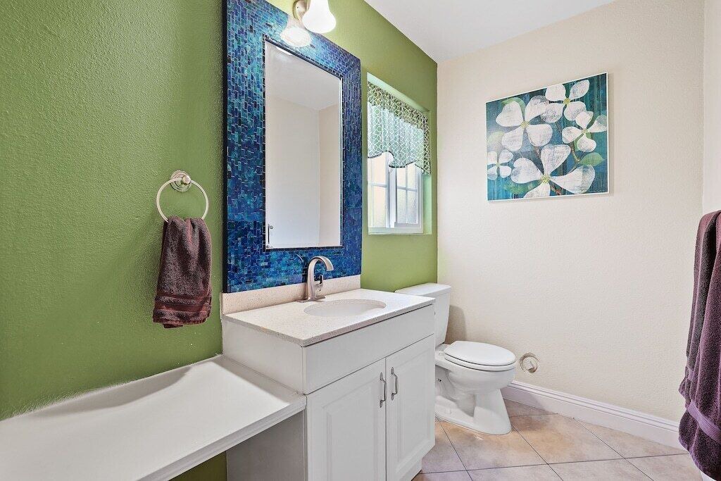 Photo of Bathroom in Southeast Anaheim