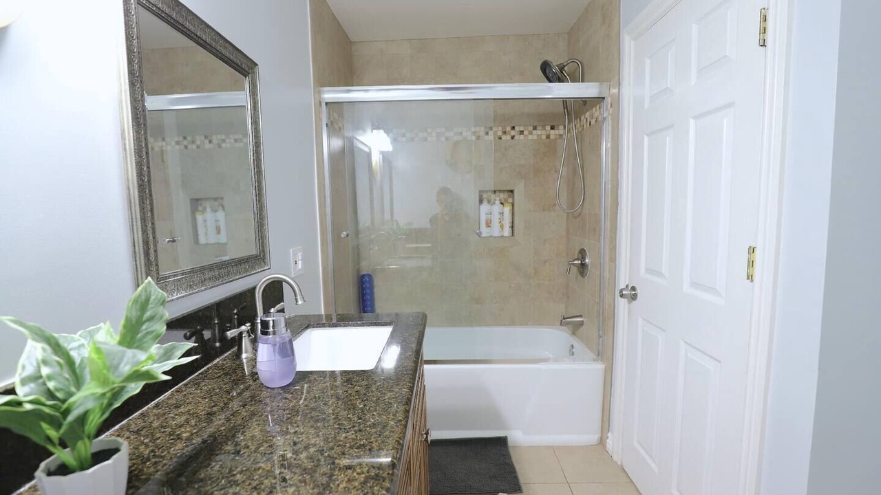 Photo of Bathroom in Laguna Niguel