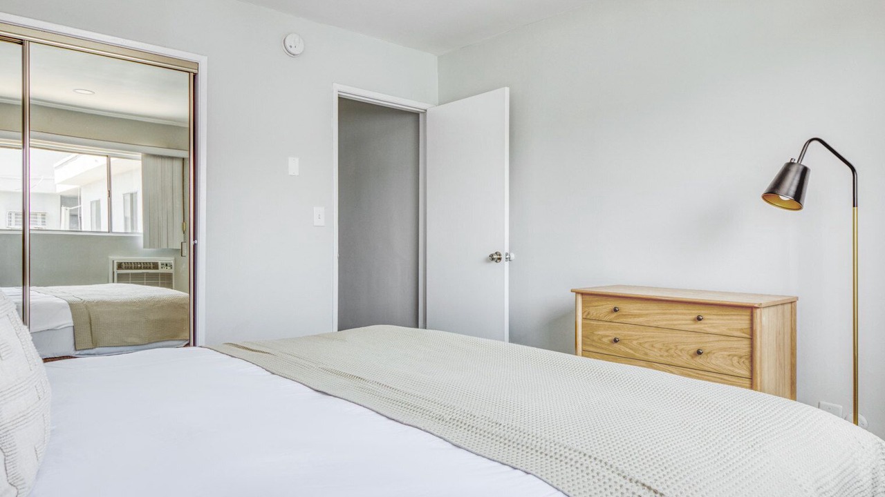 Photo of Bedroom in Hollywood
