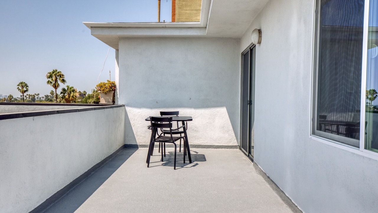 Photo of Outdoor in Hollywood