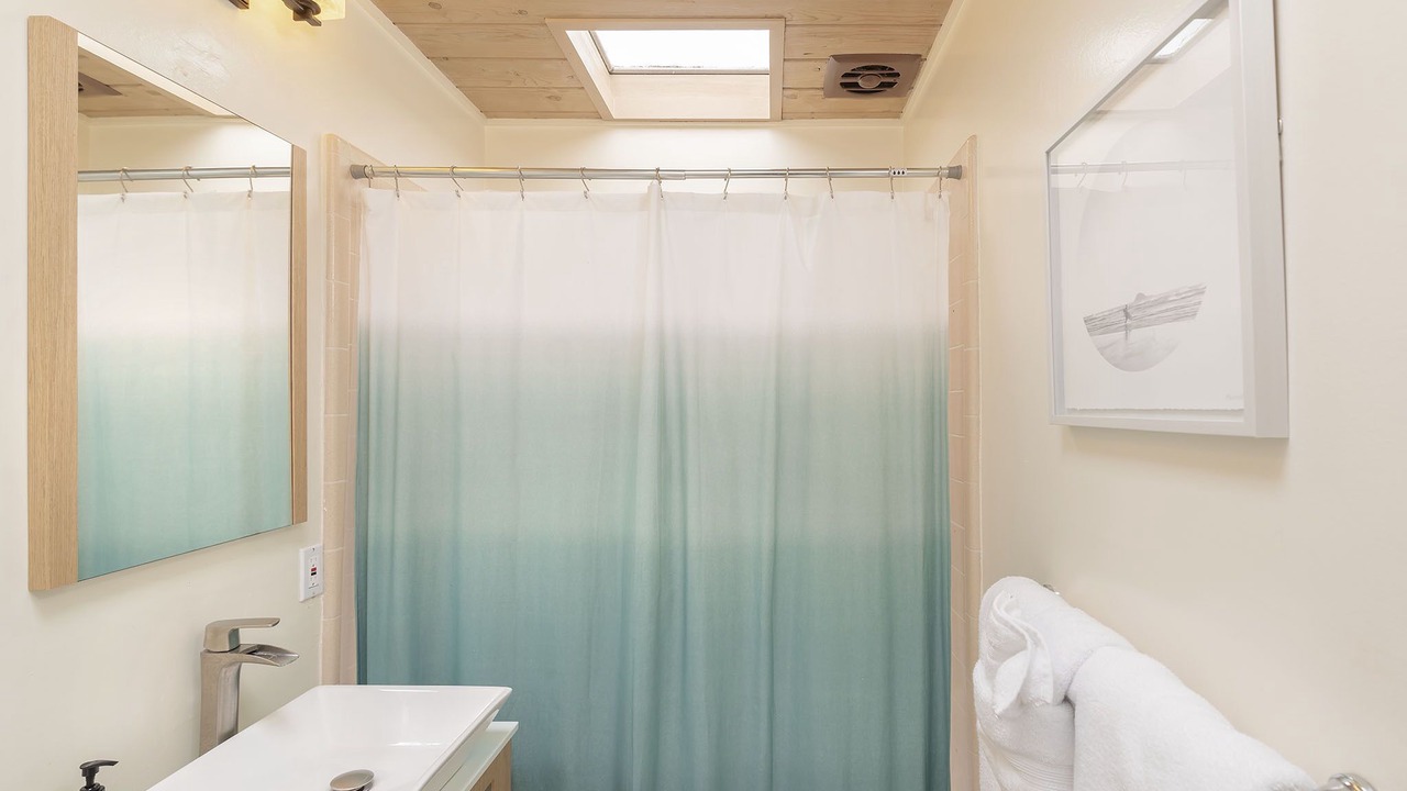 Photo of Bathroom in Del Monte Forest