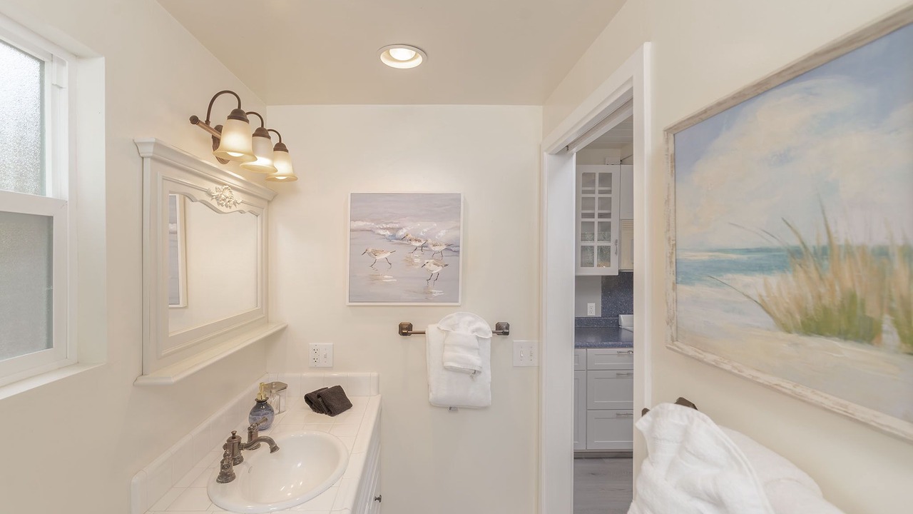 Photo of Bathroom in Del Monte Forest