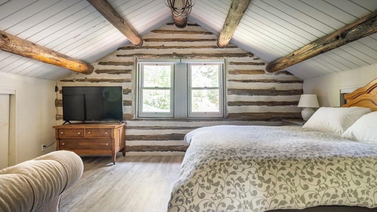 Photo of Bedroom in Kernville