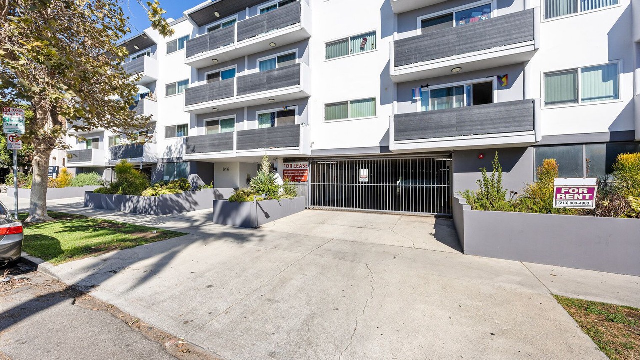 Photo of Outdoor in Beverly Grove