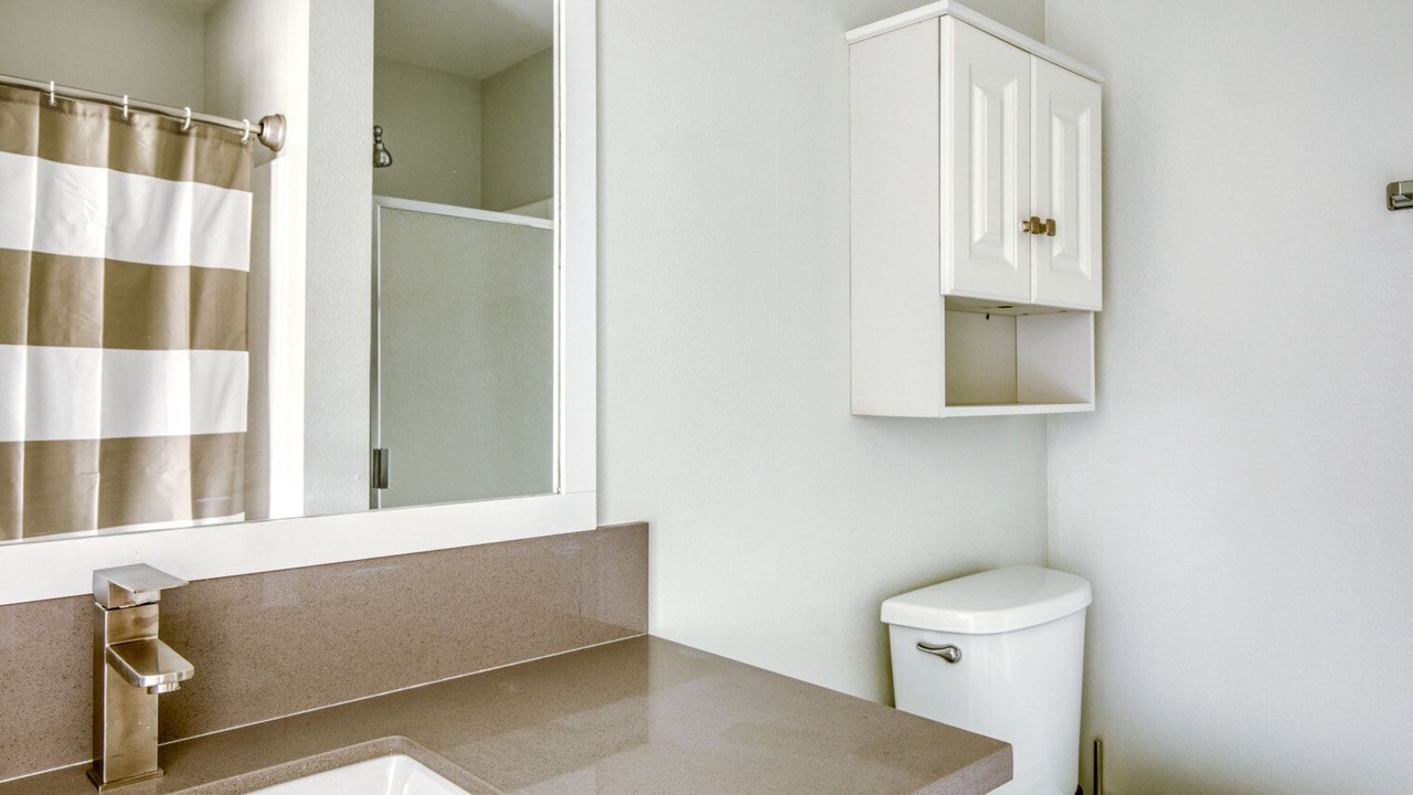 Photo of Bathroom in Beverly Grove