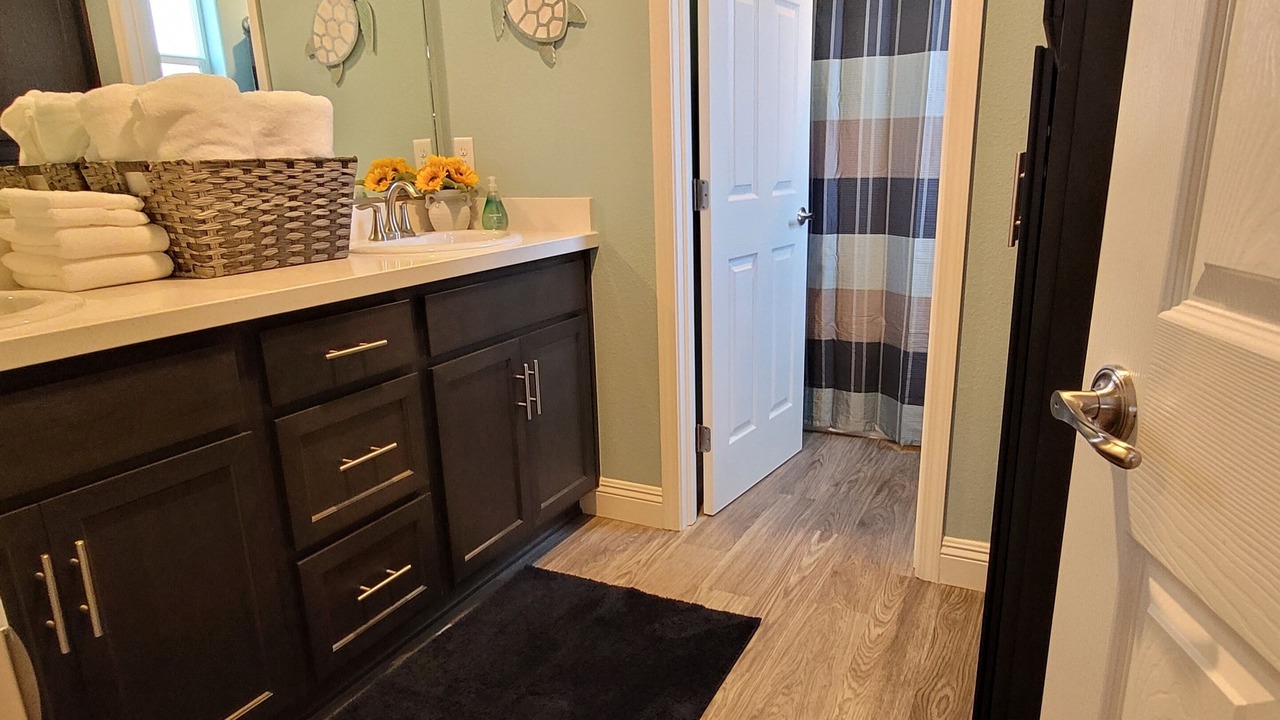 Photo of Bathroom in Callender