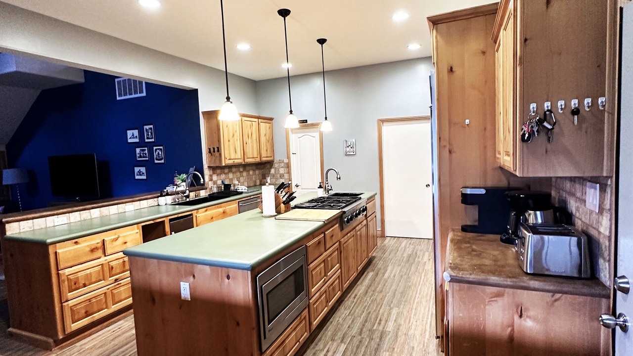 Photo of Kitchen in Alta Sierra