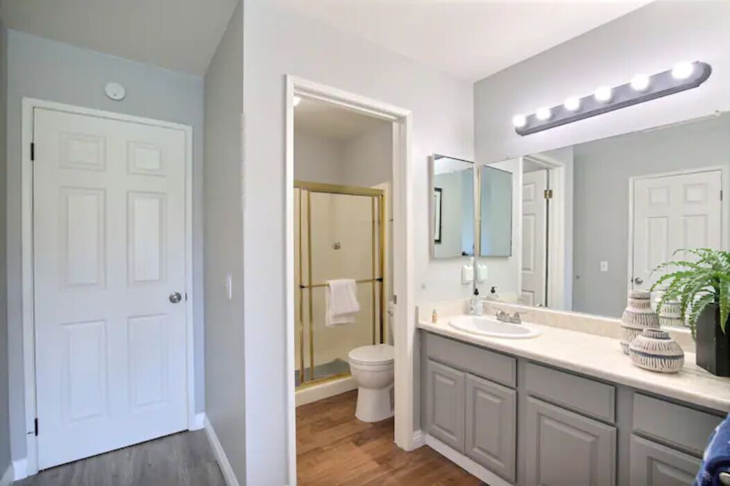 Photo of Bathroom in Corona