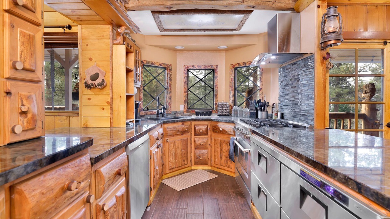 Photo of Kitchen in Big Bear