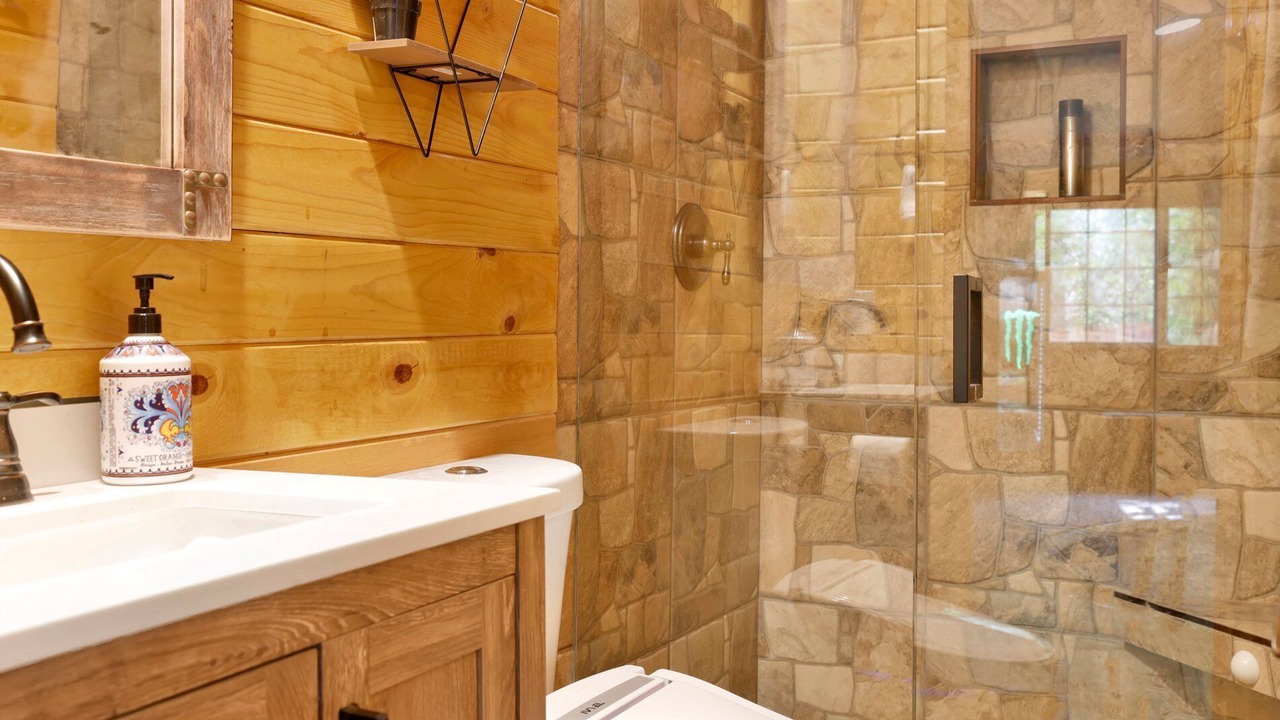 Photo of Bathroom in Big Bear