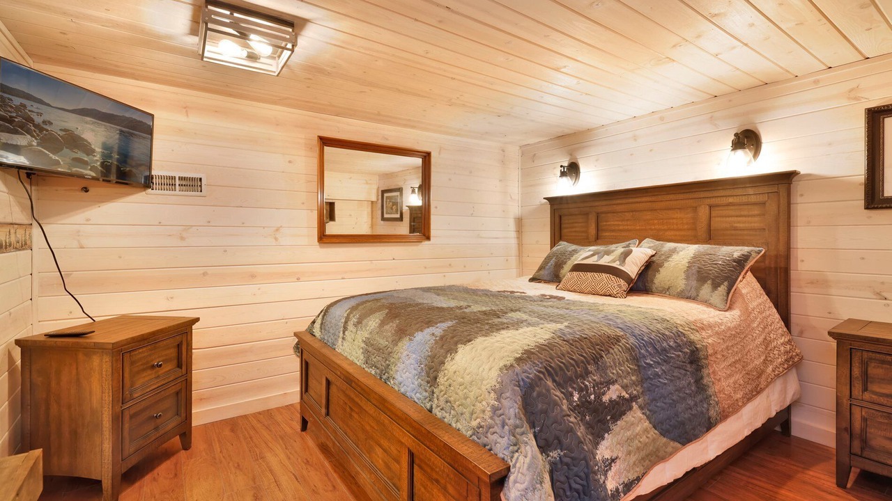 Photo of Bedroom in Big Bear