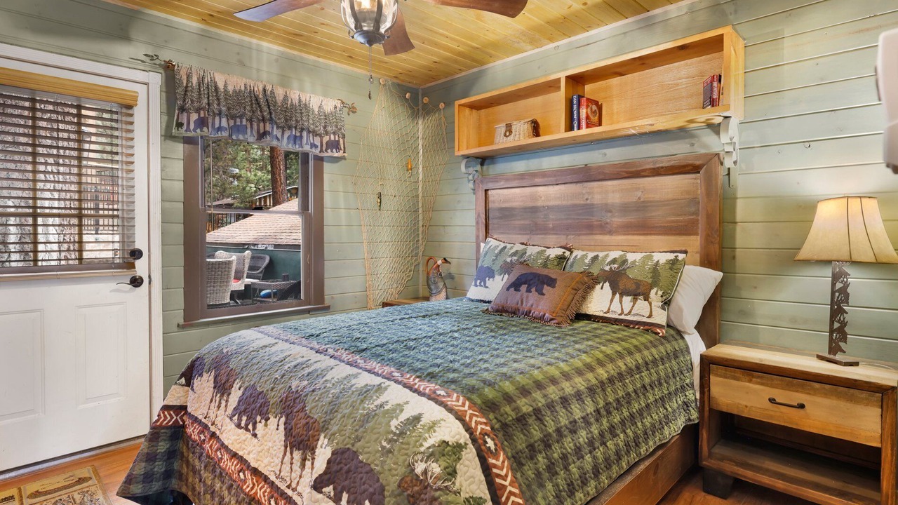 Photo of Bedroom in Big Bear