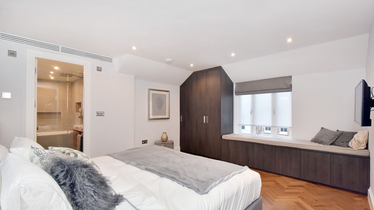 Photo of Bedroom in Mayfair