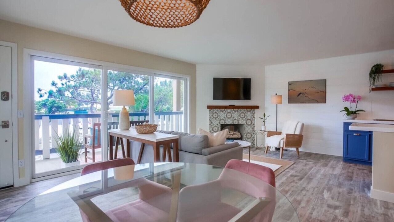 Photo of Livingroom in Del Mar