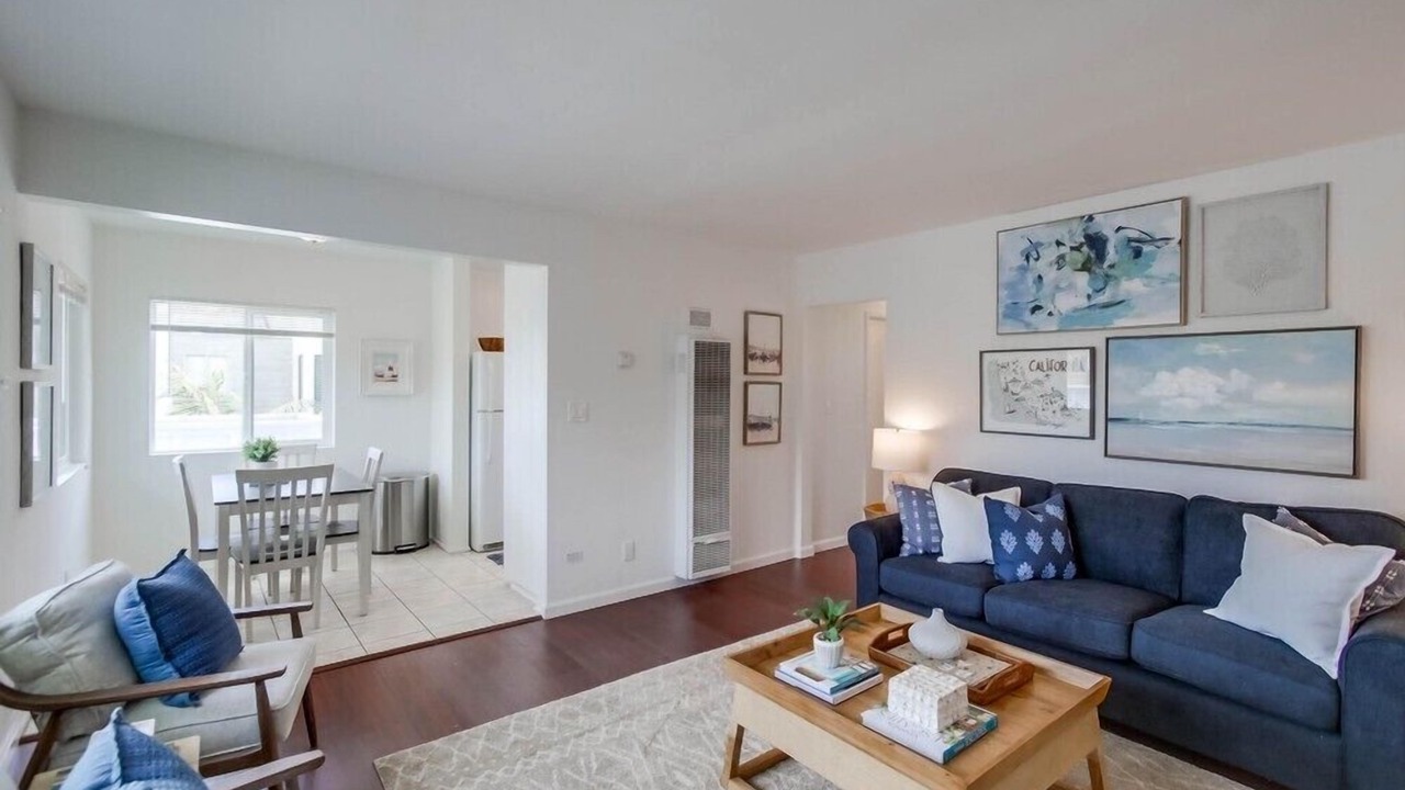 Photo of Livingroom in South Mission Beach
