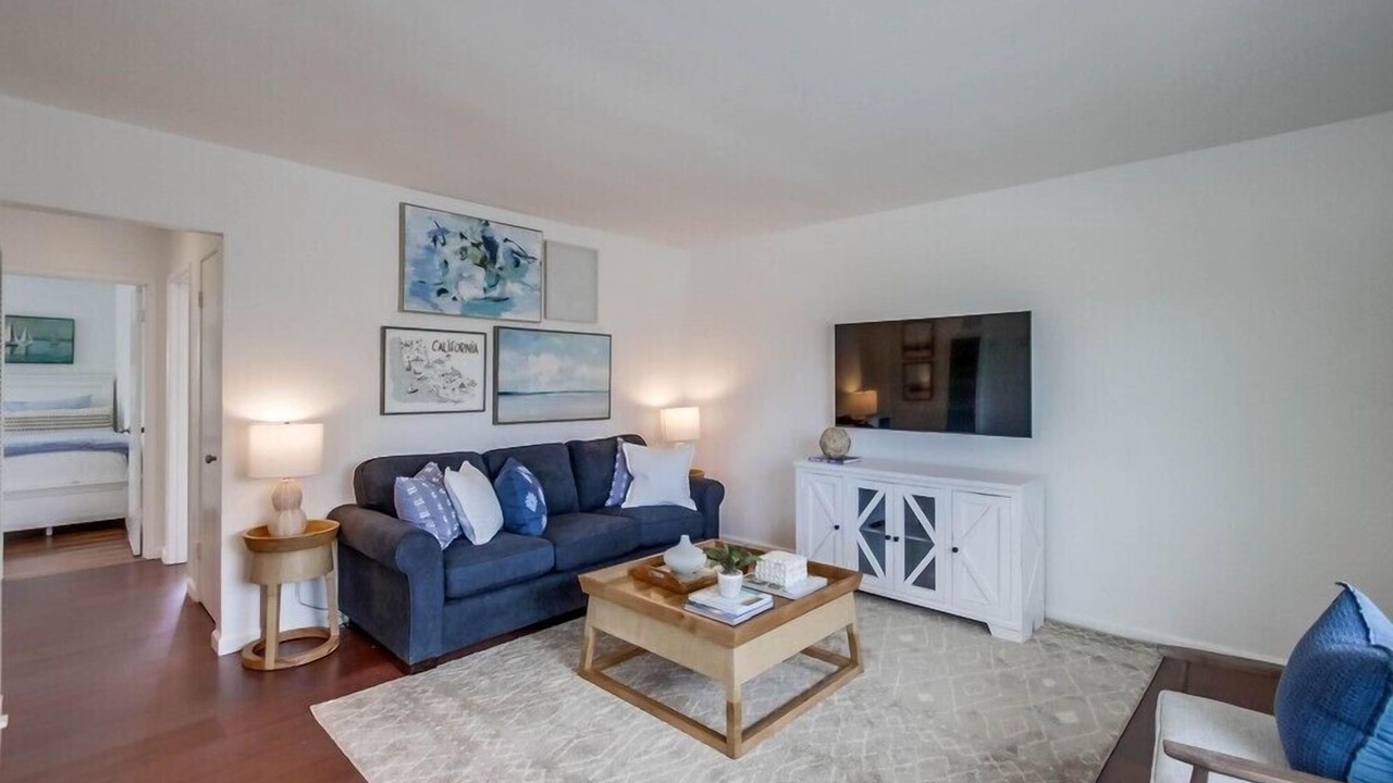 Photo of Livingroom in South Mission Beach