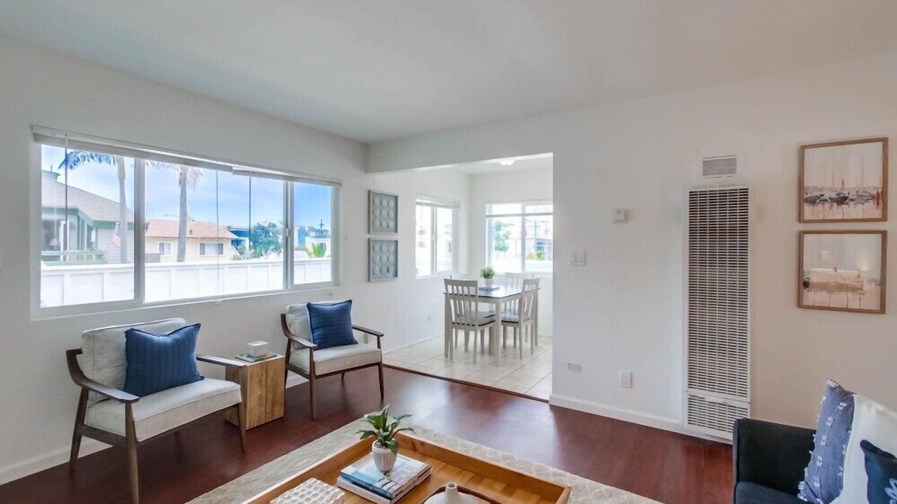 Photo of Livingroom in South Mission Beach